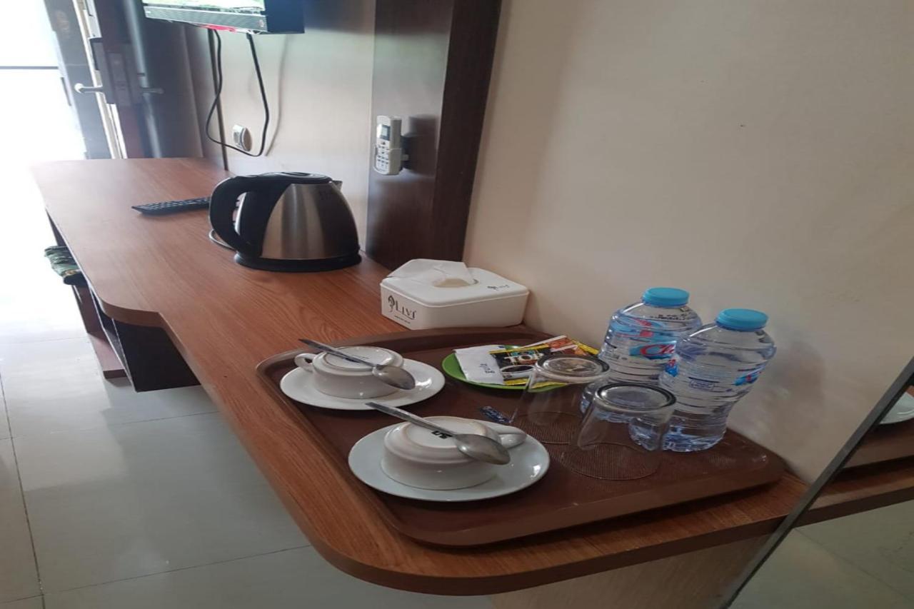 Oyo 2671 Wisma Djaja Syariah Bojonegoro Exterior foto